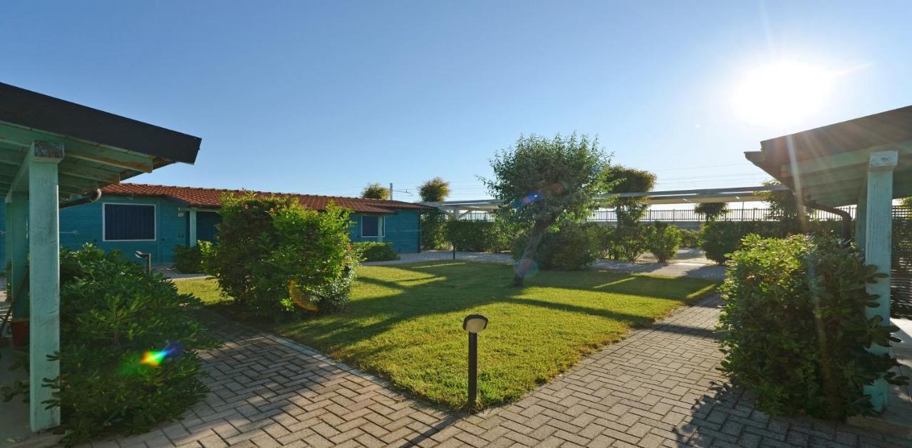 Natural Village Resort Porto Potenza Picena Εξωτερικό φωτογραφία
