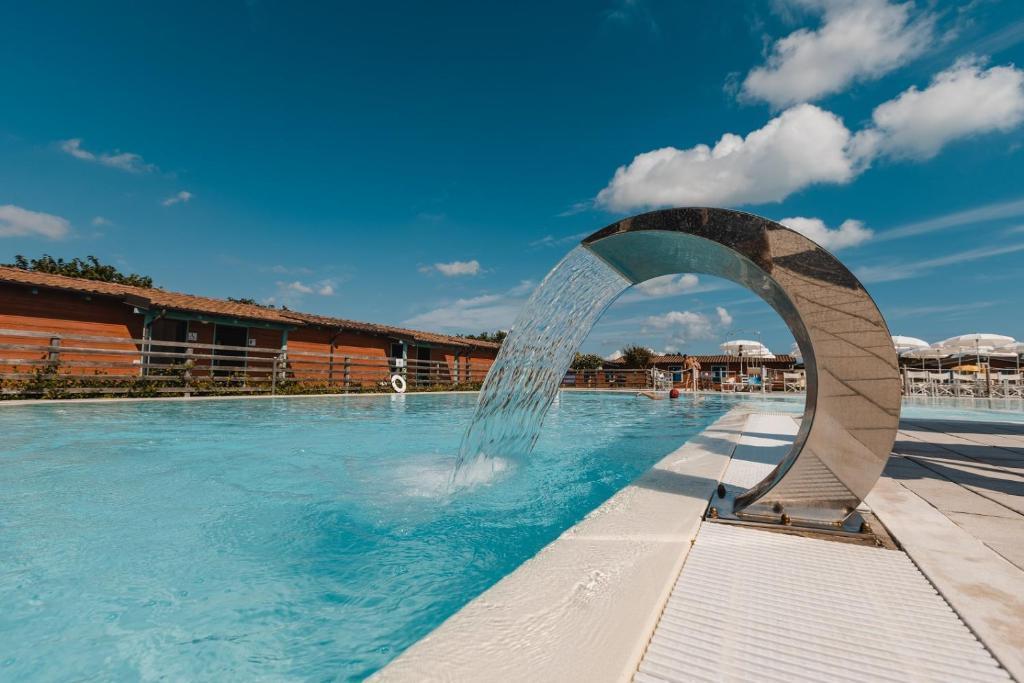 Natural Village Resort Porto Potenza Picena Εξωτερικό φωτογραφία